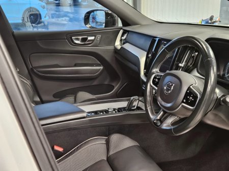 2021 Volvo XC60 - thumbnail 16