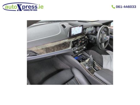 2019 BMW 5 Series - thumbnail 2