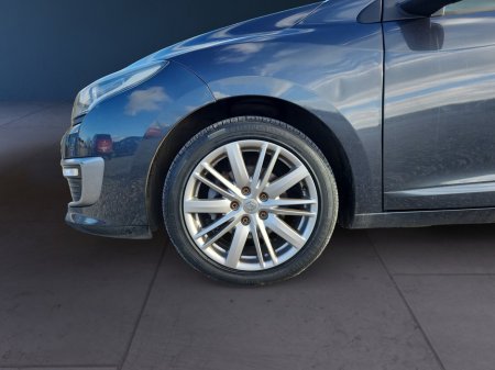 2014 Renault Megane - thumbnail 15