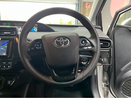 2022 Toyota Prius - thumbnail 9