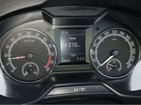 2017 Skoda Octavia 1.6 TDI AMBITION  115BHP : LOW MILEAGE : FINANCE ARRANGED : €13,950 thumbnail