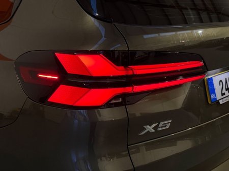 2024 BMW X5 - thumbnail 9