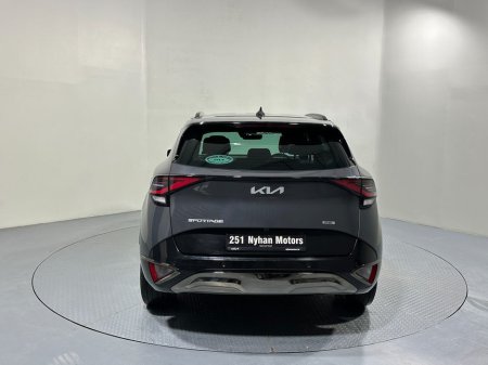 2025 Kia Sportage Plug-in Hybrid 4x4 €44,800 thumbnail