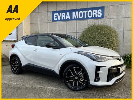 2023 Toyota C-HR GR AUTOMATIC HYBRID 1.8 PETROL //HALF LEATHER HEATED SEATS//REVERSE CAMERA//KEYLESS ENTRY// €31,950
