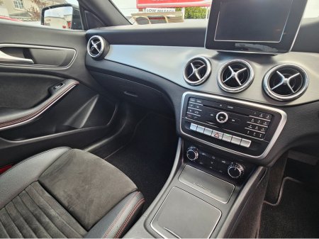 2019 Mercedes-Benz CLA Class - thumbnail 8