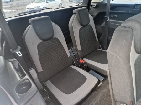 2016 Citroen Grand C4 Picasso GRAND 1.6 BLUE HDI 1 120 EXCLUSIVE EAT6 120PS 5DR AUTO €8,995 thumbnail