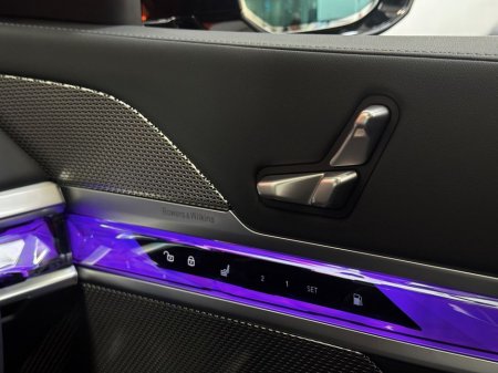 2025 BMW 7 Series - thumbnail 12