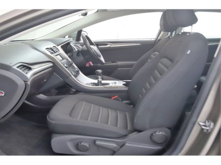 2019 Ford Mondeo 2.0TDCi ZETEC 150BHP 6SPD €19,490 thumbnail