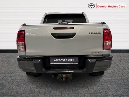 2020 Toyota Hilux DCAB INVINCIBLE AUTO €40,500 thumbnail