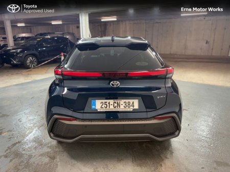 2025 Toyota C-HR - photo 4