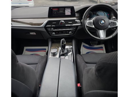 2017 BMW 5 Series - thumbnail 8