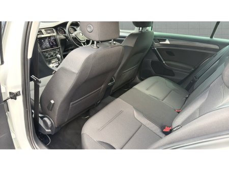 2017 Volkswagen Golf - thumbnail 30