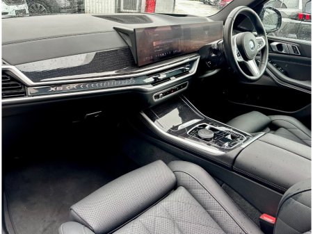 2025 BMW X5 - thumbnail 10