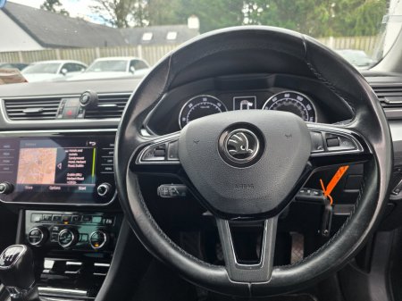 2018 Skoda Superb - thumbnail 19