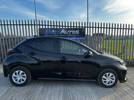 2021 Toyota Yaris - thumbnail 6