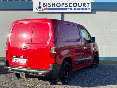 2021 Peugeot Partner - thumbnail 8