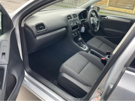 2010 Volkswagen Golf - thumbnail 13