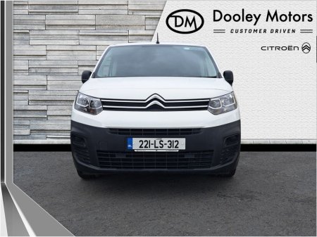 2022 Citroen Berlingo BlueHDi 100 S&S MWB €16,950