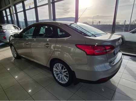 2015 Ford Focus ZETEC 1.6 TDCI 95PS 4DR €8,950