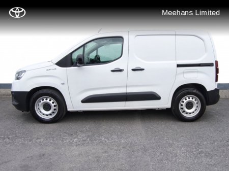 2025 Toyota Proace City 50kWh Swb Gx 3dr Display €22,950