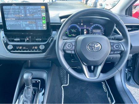 2024 Toyota Corolla LUNA SALOON 4DR AUTO 1.8 PETROL/ELECTRIC SELF CHARGING HYBRID €27,950 thumbnail