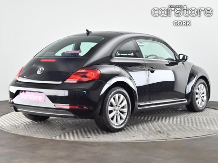 2017 Volkswagen Beetle - thumbnail 5
