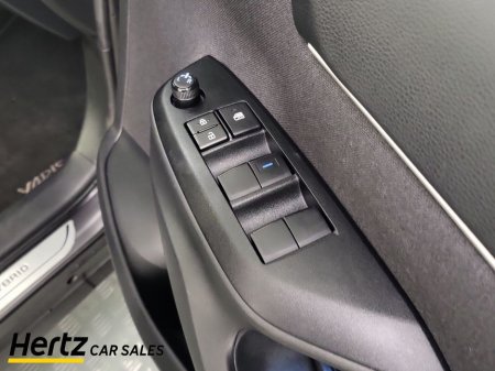 2023 Toyota Yaris Cross - thumbnail 18