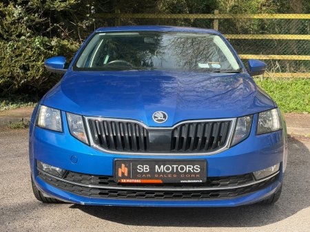 2019 Skoda Octavia - thumbnail 2