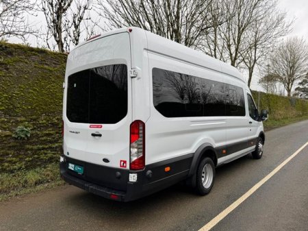 2022 Ford Transit 460 17 Seater €44,900
