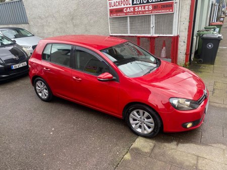 2010 Volkswagen Golf - thumbnail 2