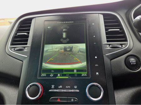 2019 Renault Megane - thumbnail 21