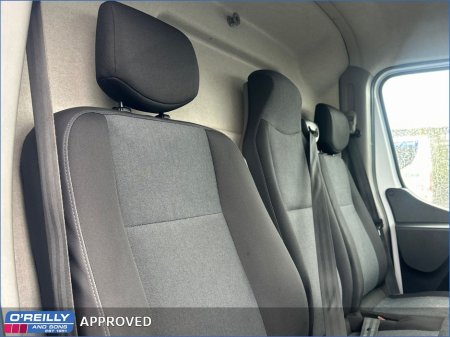 2022 Nissan Interstar - thumbnail 16