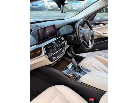 2019 BMW 5 Series - thumbnail 22