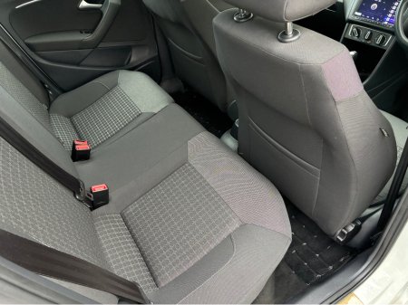 2014 Volkswagen Polo - thumbnail 9