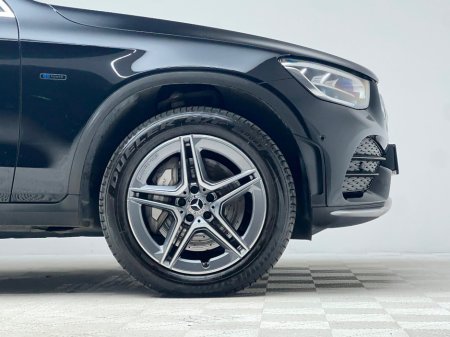 2021 Mercedes-Benz GLC Class 300DE AMG LINE 4MATIC €36,990 thumbnail