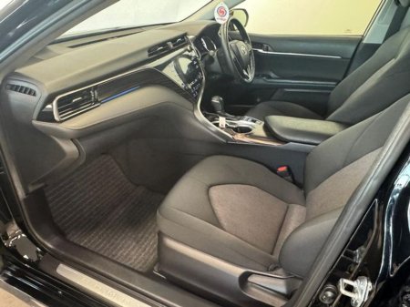 2020 Toyota Camry 2.5 Camry Hybrid €22,495 thumbnail