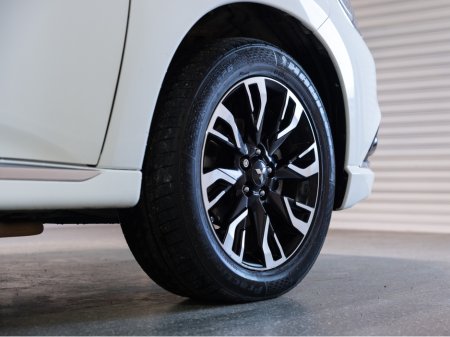 2016 Mitsubishi Outlander - thumbnail 12