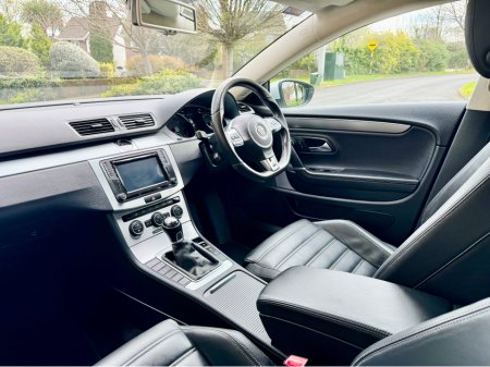 2016 Volkswagen Passat CC - thumbnail 15