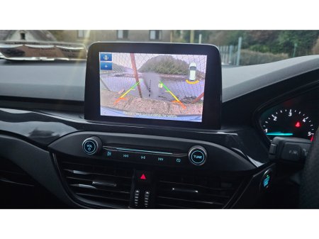 2021 Ford Focus - thumbnail 9