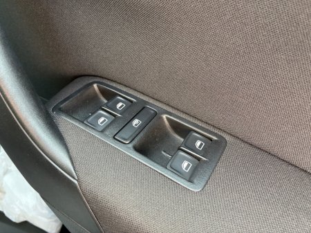 2014 Volkswagen Polo - thumbnail 11