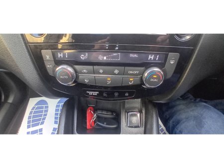 2015 Nissan Qashqai - thumbnail 20