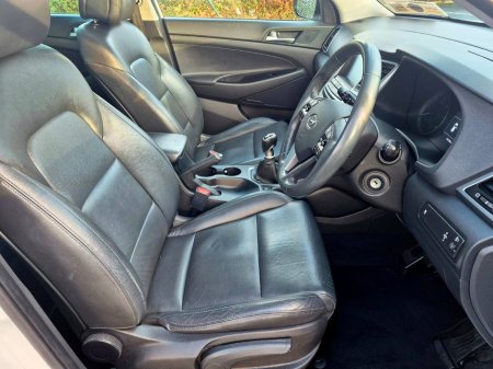 2018 Hyundai Tucson 1.7 D Premium SE €15,999 thumbnail