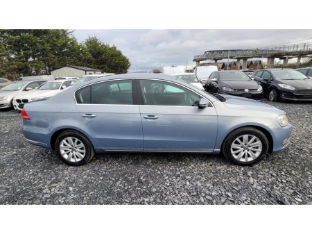 2011 Volkswagen Passat - thumbnail 7