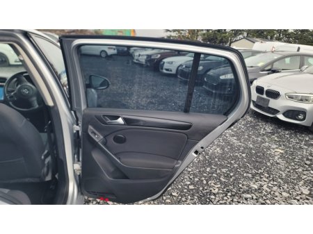 2012 Volkswagen Golf - thumbnail 8