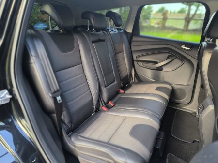 2016 Ford Kuga - thumbnail 23