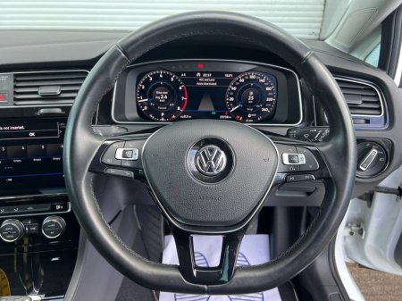 2018 Volkswagen Golf HIGHLINE 1.4 TSI AUTO // VERY LOW MILEAGE // FULL SERVICE HISTORY // DIAMOND CUT ALLOYS €19,950