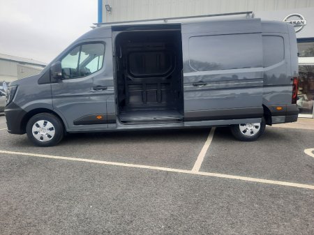 2026 Nissan Interstar - thumbnail 13