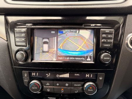 2017 Nissan Qashqai - thumbnail 8