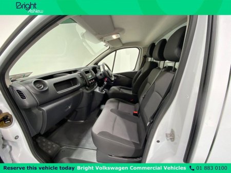 2021 Nissan NV300 NV300 LWB 120BHP €14,950 + VAT €14,950 thumbnail