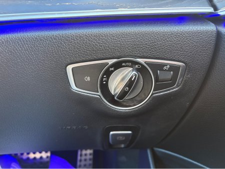 2017 Mercedes-Benz E Class E220 D AMG LINE AUTO €21,995 thumbnail